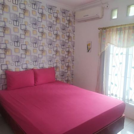Endah Homestay Syariah Purwokerto Exterior photo