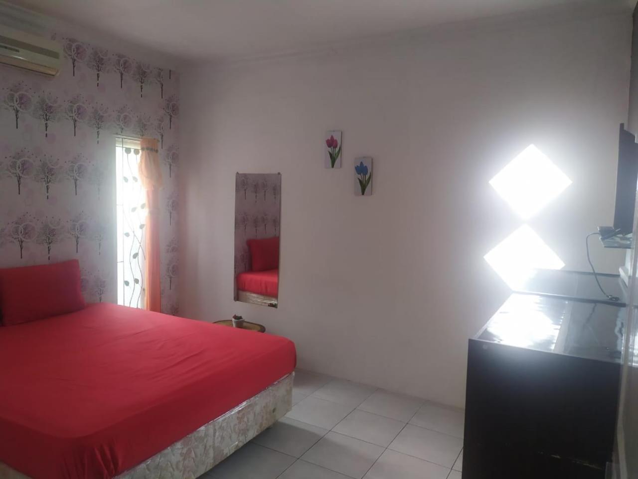 Endah Homestay Syariah Purwokerto Exterior photo